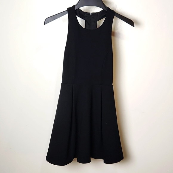 Lulu's Black Dress - like new - sz-small - Picture 2 of 9
